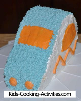 Racing Car Cake - CakeCentral.com